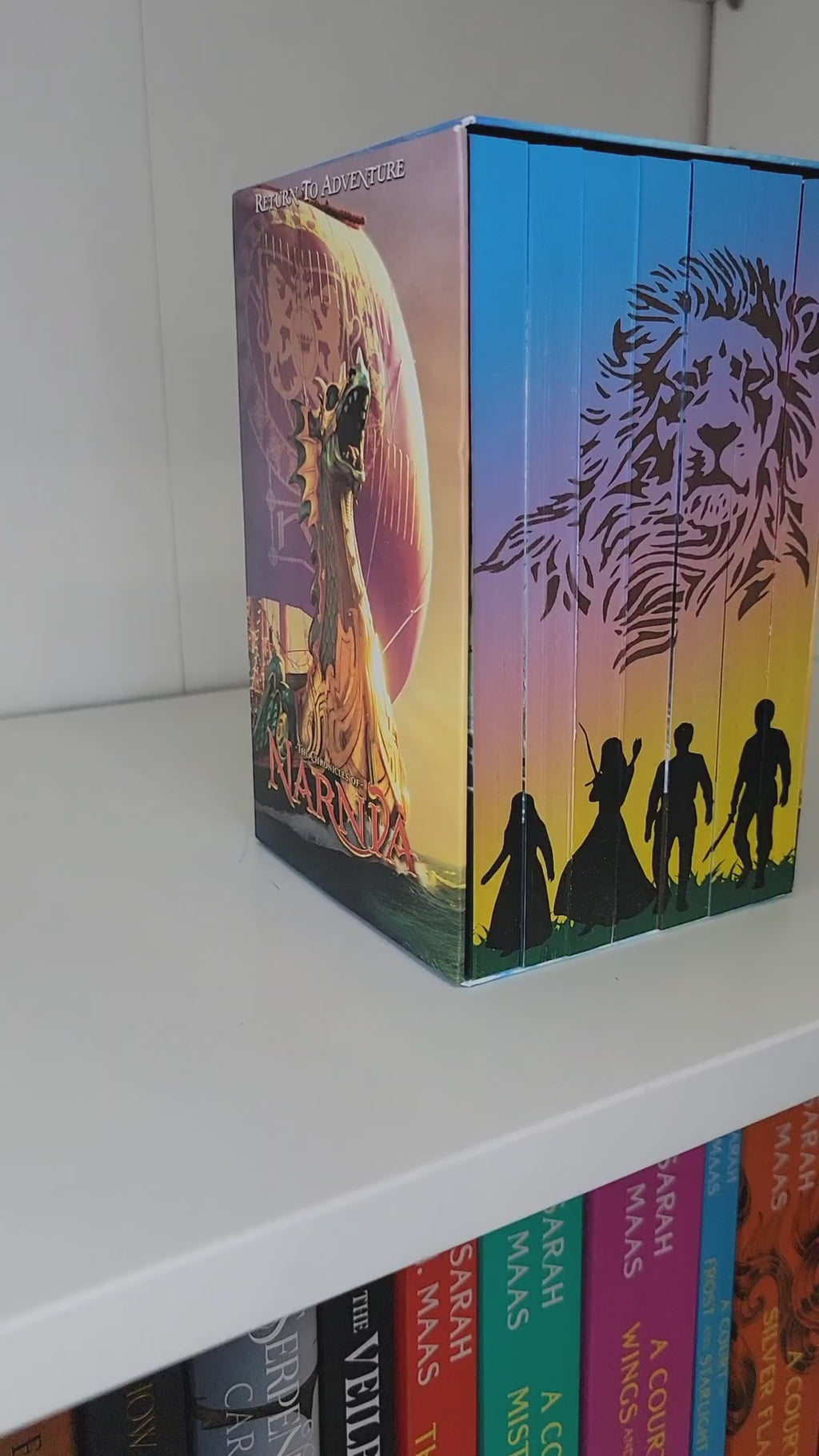 Chronicles of Narnia Sprayed Edge Set