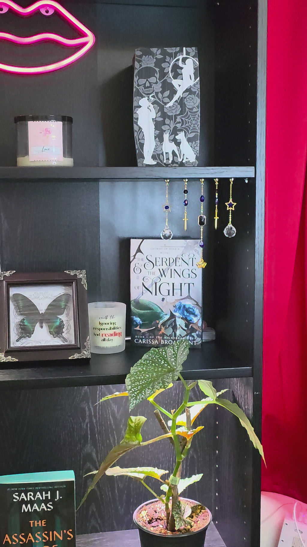 Crown & Sword Bookshelf Charms