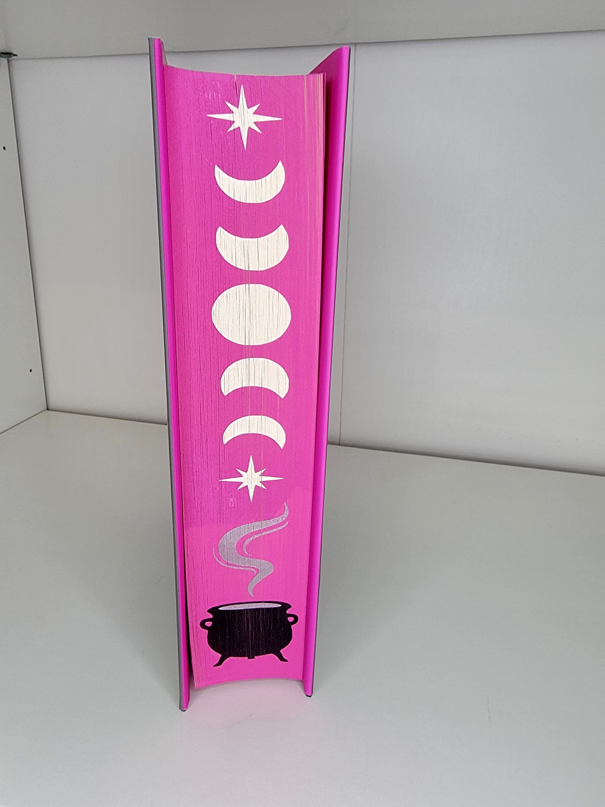 A Court of Thorns and Roses Sprayed Edge Book Set