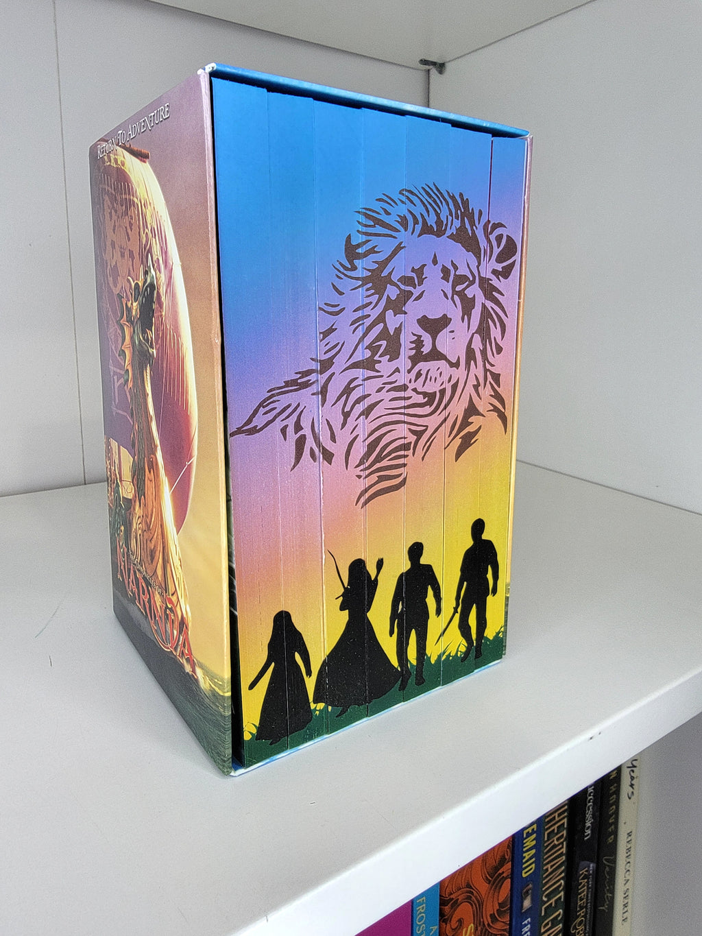 Chronicles of Narnia Sprayed Edge Set