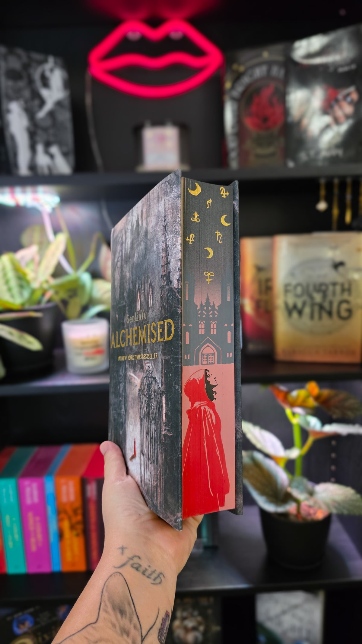 Alchamised Sprayed Edge Book