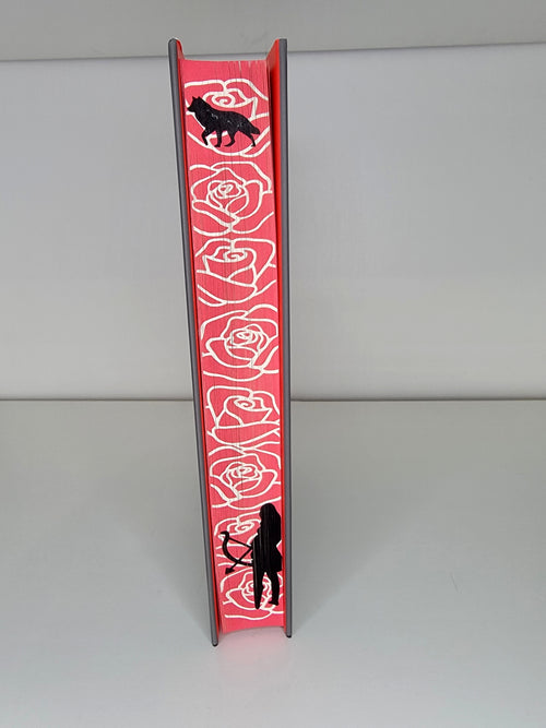 A Court of Thorns and Roses Sprayed Edge Book Set